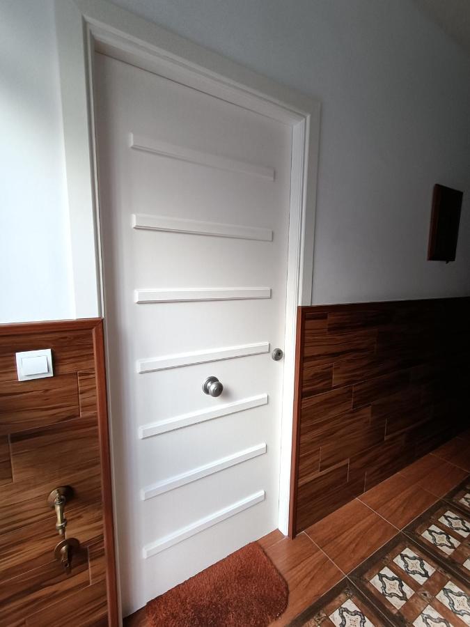 Apartamento Esperanza Apartment เซบีญา ภายนอก รูปภาพ